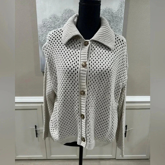 2/$15 Maurice’s Open Stitch Collar Cardigan - Picture 2 of 4